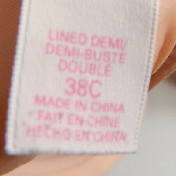 Victoria's Secret Lined Demi Bra - Picture 4 of 5